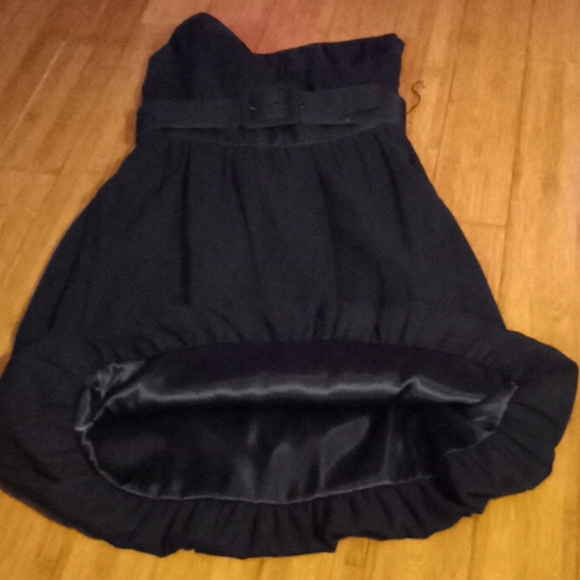 Strapless mini dress with belt - Picture 4 of 5